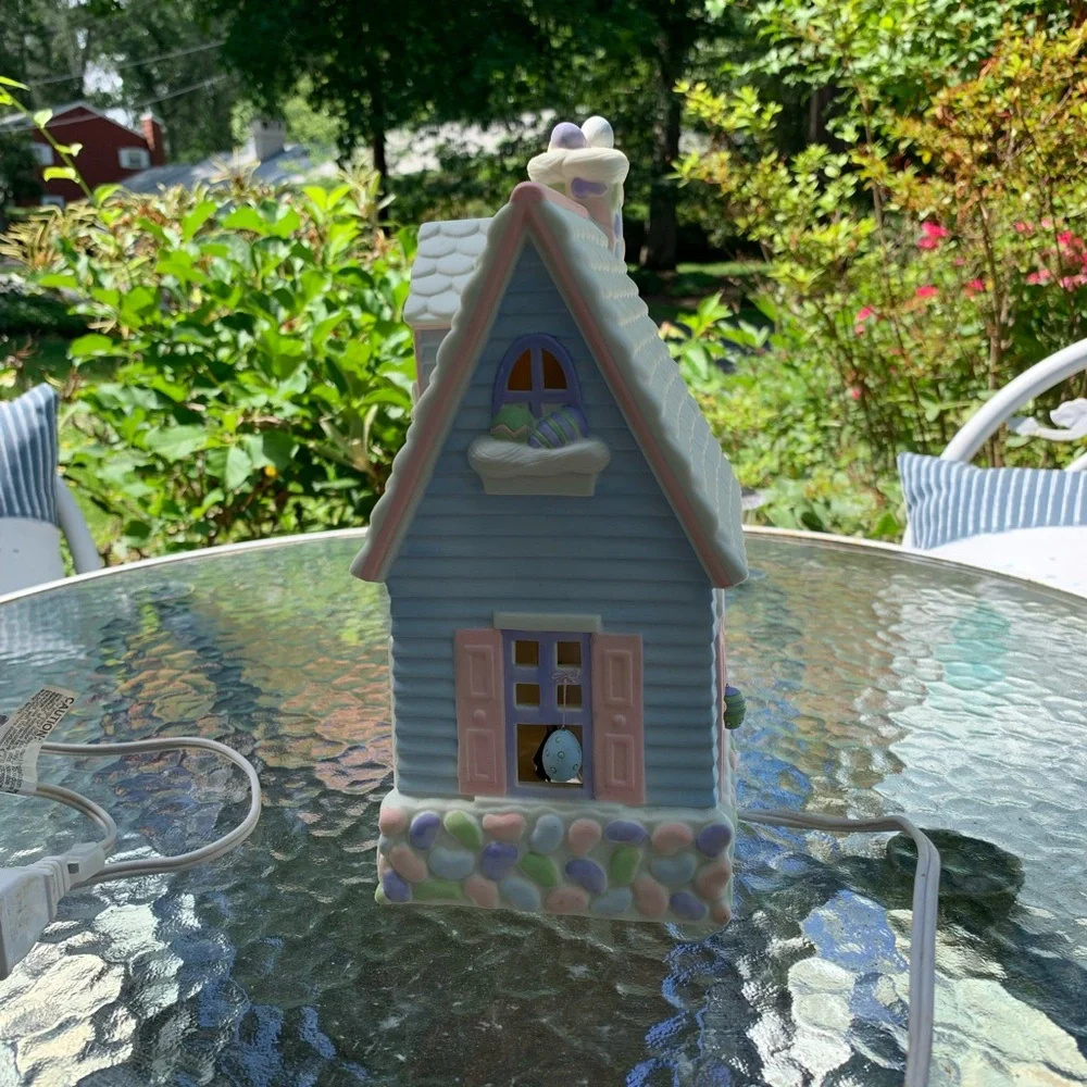 Vintage Department 56 Snow-bunnies Jelly Bean Lighted Cottage